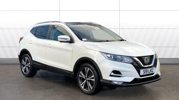 Nissan Qashqai 1.2 DiG-T N-Connecta 5dr Petrol Hatchback